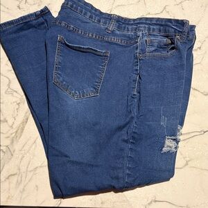 Women’s LEV Jeans Blue Distressed Size 20